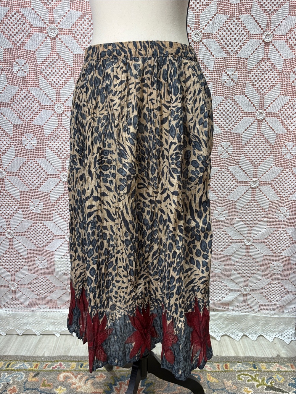 Vintage Saybury animal print crinkle cotton midi skirt Sz L
